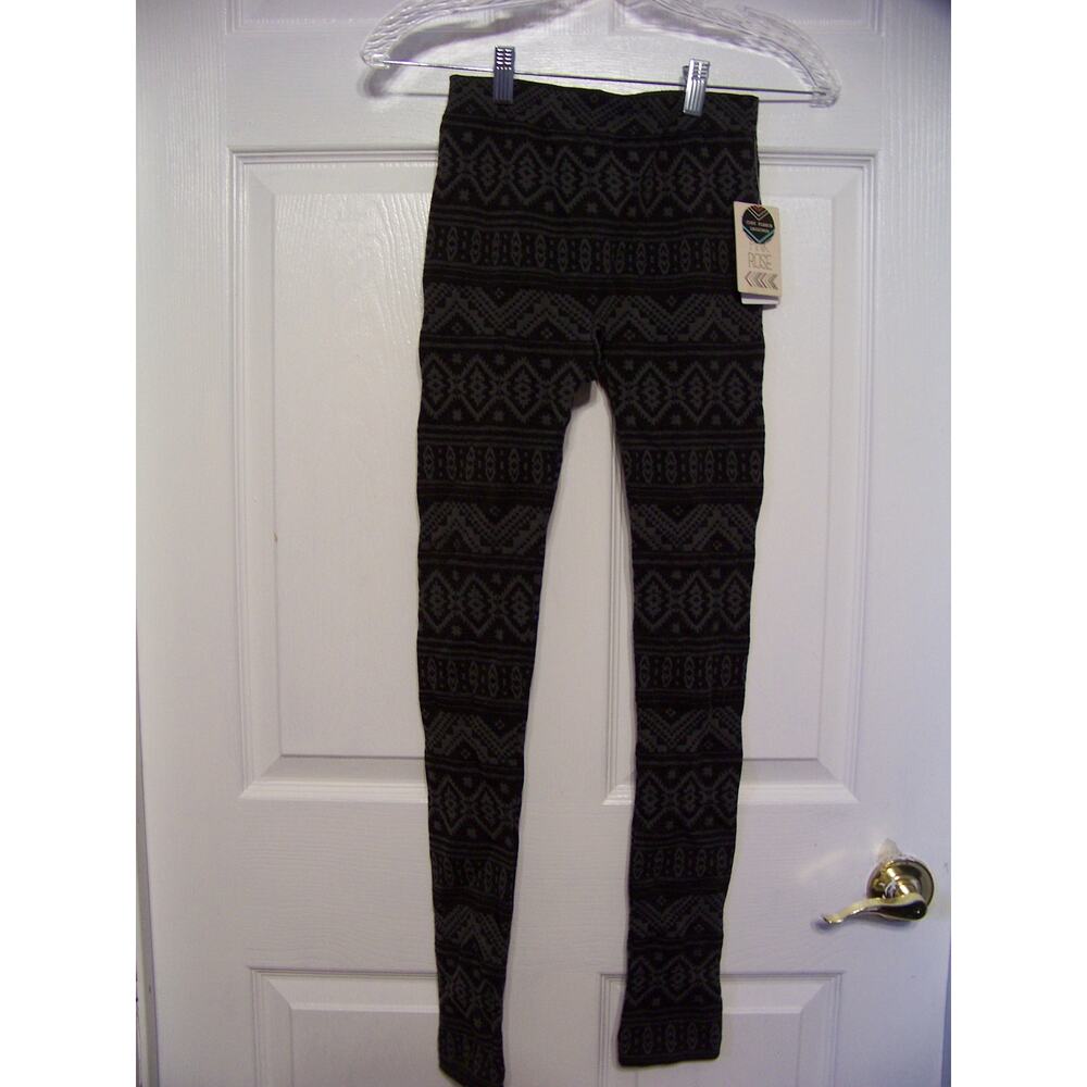 Pink Rose black printed leggings Size S Aztec